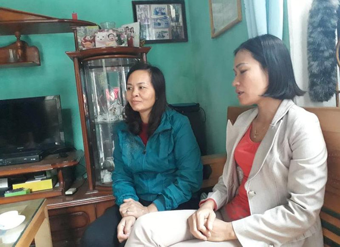 Các giáo viên buồn bã vì bất ngờ bị chuyển đến nơi khác công tác (ảnh minh họa của Sông Mã/giaoduc.net.vn. Các giáo viên buồn bã vì bất ngờ bị chuyển đến nơi khác công tác (ảnh minh họa của Sông Mã/giaoduc.net.vn.