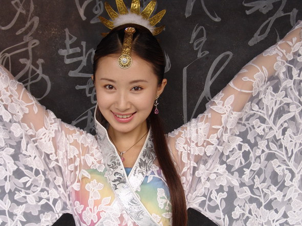 Tài năng ca hát của Thư Sướng cũng phát triển khá sớm, ngay từ năm 10 tuổi cô đã tổ chức đêm nhạc tại thành phố Thiên Tân và ra album, tuy nhiên hiện tại Thư Sướng chưa có ý định phát triển sự nghiệp ca hát của mình.