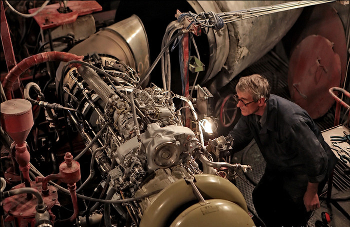 Kiểm tra hoạt động của các động cơ. Kiểm tra hoạt động của các động cơ.