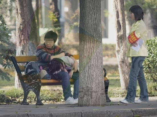 Những 'hình ảnh xấu xí' của giới trẻ