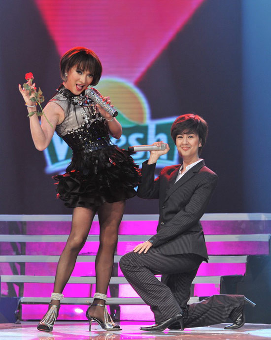 Kim Thư vẫn hát yếu nhưng dường như Mr Đàm đã thành công khi biến mình thành “thỏi” nam châm đánh lạc hướng và thu hút hết sự chú ý. Hai người tiếp tục nhận về 39 - số điểm cao nhất trong đêm thi. Đây cũng đồng thời là cặp đôi được yêu thích nhất trong đêm thi tuần trước.