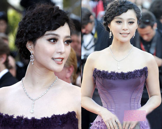 Kiểu tóc tết cuốn, tinh tế mang chút phong cách Châu Âu cổ. Kiểu tóc này dường như khiến khuôn mặt đẹp hoàn hảo của Phạm Băng Băng thể hiện rõ nét đằm thắm, dịu dàng, rất dễ thương, nhưng nếu như trong trường hợp này cô mặc trên mình bộ bồ sườn xám mang đậm văn hóa dân tộc Trung Hoa thì sẽ càng thích hợp hơn.