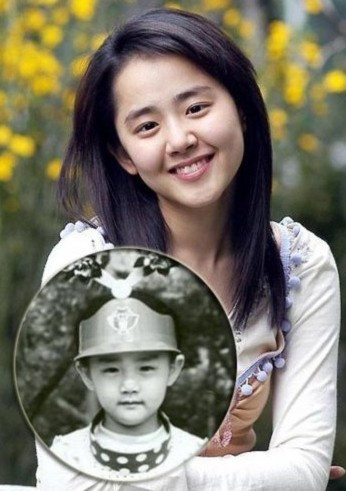 Moon Geun Young năm nay đã 24 tuổi nhưng “cô em gái quốc dân” này vẫn đáng yêu như một cô bé. Với nụ cười sáng và ánh mắt ngây thơ Moon Geun Young được đánh giá là một trong những diễn viên thế hệ 8x tài năng và xinh đẹp của điển ảnh Hàn Quốc. Moon Geun Young năm nay đã 24 tuổi nhưng “cô em gái quốc dân” này vẫn đáng yêu như một cô bé. Với nụ cười sáng và ánh mắt ngây thơ Moon Geun Young được đánh giá là một trong những diễn viên thế hệ 8x tài năng và xinh đẹp của điển ảnh Hàn Quốc.