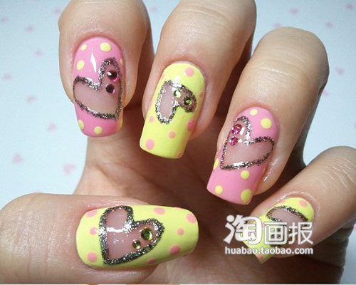 Kết quả bạn đã có một bộ móng tay hình trái tim lung linh đón ngày Valentine hạnh phúc. Kết quả bạn đã có một bộ móng tay hình trái tim lung linh đón ngày Valentine hạnh phúc.
