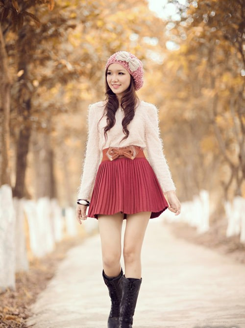 Sau 1 tháng Nam tiến để phát triển sự nghiệp, cuộc sống của cô bạn Miss Teen 2011 đã dần ổn định. Sau 1 tháng Nam tiến để phát triển sự nghiệp, cuộc sống của cô bạn Miss Teen 2011 đã dần ổn định.