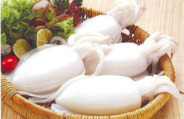 4. Mực Người dân cả 3 miền đều kiêng ăn mực ngày đầu năm vì quan niệm ăn mực sẽ đen đủi cả năm. 4. Mực Người dân cả 3 miền đều kiêng ăn mực ngày đầu năm vì quan niệm ăn mực sẽ đen đủi cả năm.