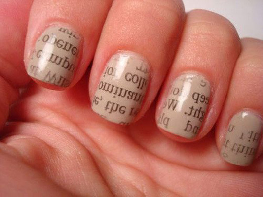 Hoàn thành bạn có kiểu móng tay cực độc nhưng cũng rất bắt mắt. Xem thêm: Màu móng nào sẽ lên ngôi hè này? Hoàn thành bạn có kiểu móng tay cực độc nhưng cũng rất bắt mắt. Xem thêm: Màu móng nào sẽ lên ngôi hè này?