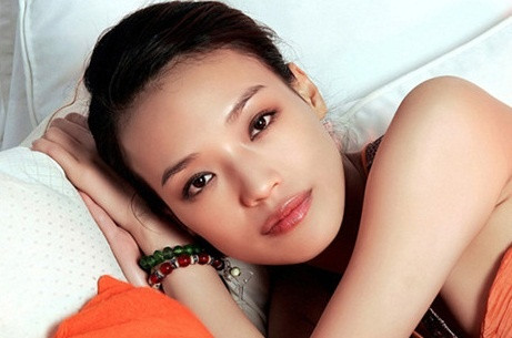 Môi: Thư Kỳ Lúc xưa tiêu chuẩn của một đôi môi đẹp là nhỏ mỏng, dễ thương. Nhưng tiêu chuẩn cái đẹp đã thay đổi theo từng ngày. Hiện nay đôi môi căng mọng và có độ dày mới được gọi là đôi môi đẹp. Xem thêm: Nghệ thuật chăm sóc da trắng hồng, mịn màng. Môi: Thư Kỳ Lúc xưa tiêu chuẩn của một đôi môi đẹp là nhỏ mỏng, dễ thương. Nhưng tiêu chuẩn cái đẹp đã thay đổi theo từng ngày. Hiện nay đôi môi căng mọng và có độ dày mới được gọi là đôi môi đẹp. Xem thêm: Nghệ thuật chăm sóc da trắng hồng, mịn màng.