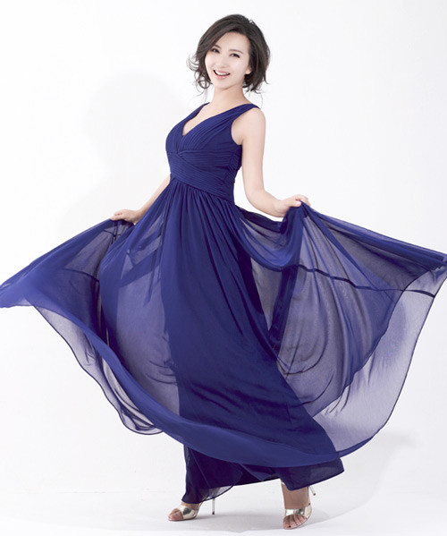 Trần Hảo được mệnh danh là “mỹ nữ vạn người mê”, không chỉ có khuôn mặt mà đó là sự kết hợp cả dáng người. Bờ vai thon thả, bộ ngực mềm mại đẫy đà, bụng nhỏ và bằng phẳng, hai chân thon dài lả lướt. Xem thêm: Nghệ thuật chăm sóc da trắng hồng, mịn màng. Trần Hảo được mệnh danh là “mỹ nữ vạn người mê”, không chỉ có khuôn mặt mà đó là sự kết hợp cả dáng người. Bờ vai thon thả, bộ ngực mềm mại đẫy đà, bụng nhỏ và bằng phẳng, hai chân thon dài lả lướt. Xem thêm: Nghệ thuật chăm sóc da trắng hồng, mịn màng.