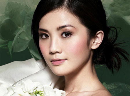 Người sở hữu đôi mắt này khi mỉm cười rất dễ hấp dẫn người khác, có cảm giác chân thành, hồn nhiên. Nhưng khi buồn lại có chút u buồn, khiến người khác có cảm giác man mác thần hồn điên đảo. Xem thêm: Nghệ thuật chăm sóc da trắng hồng, mịn màng. Người sở hữu đôi mắt này khi mỉm cười rất dễ hấp dẫn người khác, có cảm giác chân thành, hồn nhiên. Nhưng khi buồn lại có chút u buồn, khiến người khác có cảm giác man mác thần hồn điên đảo. Xem thêm: Nghệ thuật chăm sóc da trắng hồng, mịn màng.