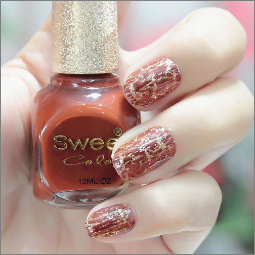 Màu cà phê thêm kim tuyến, sự kết hợp tuyệt vời. Xem thêm: Nail xinh, điệu cho bạn gái / Bộ sưu tập váy xinh chào hè 2012. Màu cà phê thêm kim tuyến, sự kết hợp tuyệt vời. Xem thêm: Nail xinh, điệu cho bạn gái / Bộ sưu tập váy xinh chào hè 2012.