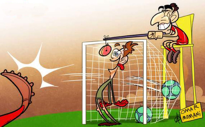 Thủ thành David De Gea của Man Utd có một trận đấu thất vọng khi để thủng lưới 2 bàn trong trận thua 1-2 của đội nhà trước Liverpool. Trong đó bàn thua thứ nhất là một khoảnh khắc do dự của De Gea khi không nhảy lên bắt bóng sau một quả đá phạt góc. Vì sao anh lại do dự? Có lẽ là do Luis Suarez ở trên khán đài đã dụ De Gea bằng những chiếc bánh rán khiến thủ môn này mất tập trung Thủ thành David De Gea của Man Utd có một trận đấu thất vọng khi để thủng lưới 2 bàn trong trận thua 1-2 của đội nhà trước Liverpool. Trong đó bàn thua thứ nhất là một khoảnh khắc do dự của De Gea khi không nhảy lên bắt bóng sau một quả đá phạt góc. Vì sao anh lại do dự? Có lẽ là do Luis Suarez ở trên khán đài đã dụ De Gea bằng những chiếc bánh rán khiến thủ môn này mất tập trung