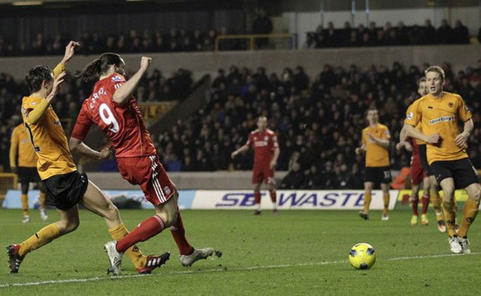 Lần lượt Andy Carroll Lần lượt Andy Carroll