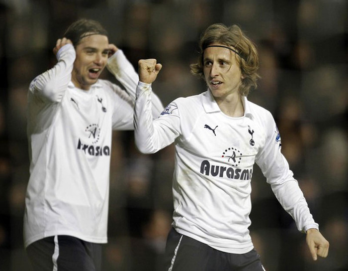 Luka Modric nâng tỷ số lên 2-0 Luka Modric nâng tỷ số lên 2-0