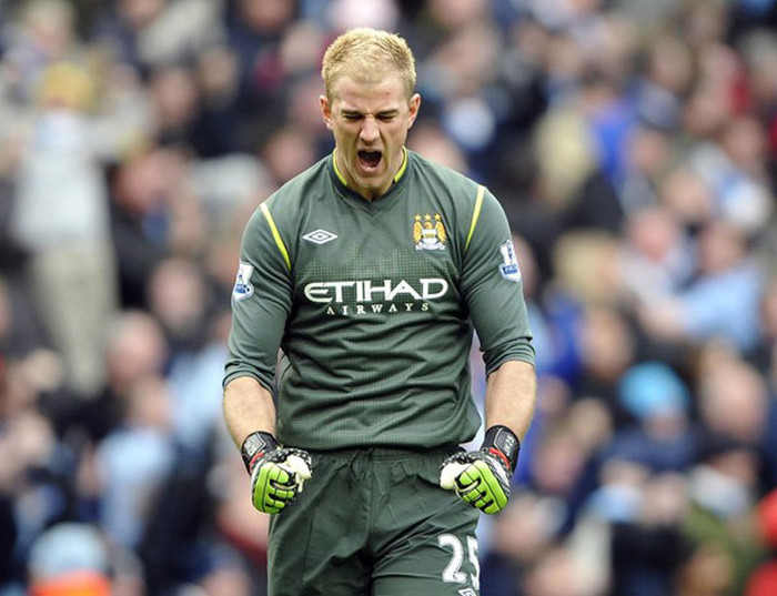 6. Joe Hart: Tài năng và trưởng thành, Joe Hart là cầu thủ tiến bộ nhanh nhất của bóng đá Anh trong 18 tháng qua. Hart đang là nhân vật số 1 trong khung gỗ của Tam Sư và chắc chắn sẽ khó ai thay được anh trong một thời gian dài nếu Hart tiếp tục phong độ xuất thần. Một điều quan trọng khác, những thủ môn đeo băng đội trưởng ĐT Anh trong quá khứ đều thành công, như Peter Shilton chẳng hạn.