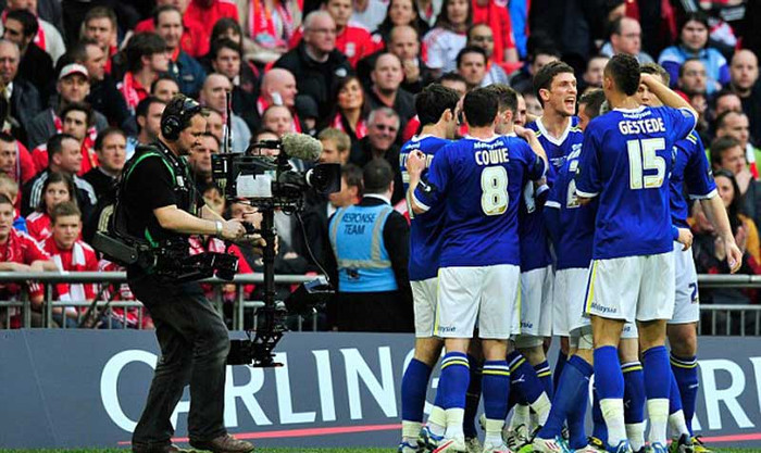 Cardiff ăn mừng bởi họ biết rằng sau đây sẽ là những phút còn khó khăn gấp bội