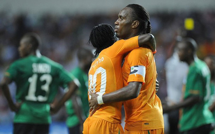 Phút 68, Gervinho bị phạm lỗi trong vòng cấm, tạo điều kiện để Drogba có cơ hội chuộc lỗi từ pha sút phạt đền hỏng năm 2006 trong trận chung kết với Ai Cập Phút 68, Gervinho bị phạm lỗi trong vòng cấm, tạo điều kiện để Drogba có cơ hội chuộc lỗi từ pha sút phạt đền hỏng năm 2006 trong trận chung kết với Ai Cập