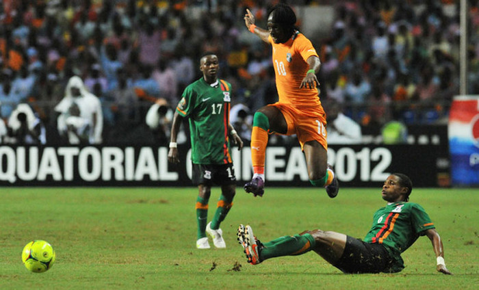 Khởi đầu của Zambia rất sáng lạn, cho dù họ bị đánh giá là ở chiếu dưới với Bờ Biển Ngà, một đội bóng toàn hảo thủ. Khởi đầu của Zambia rất sáng lạn, cho dù họ bị đánh giá là ở chiếu dưới với Bờ Biển Ngà, một đội bóng toàn hảo thủ.