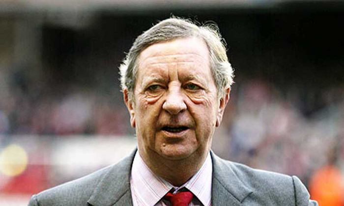 1. Quyết định bán Cesc Fabregas và Samir Nasri của Arsenal mùa hè năm 2011 đã mang lại cho họ một khoản lợi nhuận trước thuế vào khoảng 49,5 triệu bảng, theo bản báo cáo tài chính từ tháng 5 tới tháng 11/2011. Theo bản báo cáo, The Gunners đã thu về 63 triệu bảng từ các hoạt động bán cầu thủ trong khi đầu tư 74,7 triệu bảng vào tân binh và các hoạt động gia hạn hợp đồng. 1. Quyết định bán Cesc Fabregas và Samir Nasri của Arsenal mùa hè năm 2011 đã mang lại cho họ một khoản lợi nhuận trước thuế vào khoảng 49,5 triệu bảng, theo bản báo cáo tài chính từ tháng 5 tới tháng 11/2011. Theo bản báo cáo, The Gunners đã thu về 63 triệu bảng từ các hoạt động bán cầu thủ trong khi đầu tư 74,7 triệu bảng vào tân binh và các hoạt động gia hạn hợp đồng.