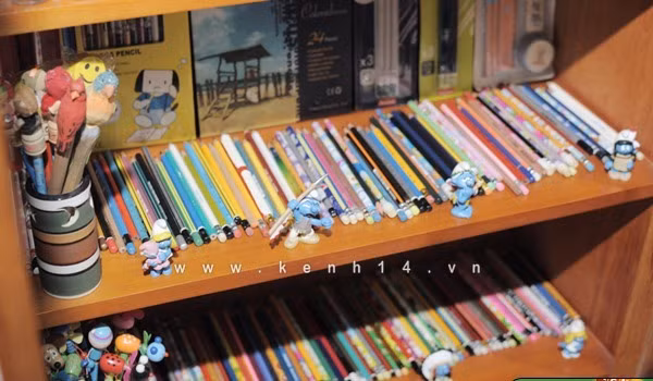 Và cũng có kha khá bút chì mang các "quốc tịch" khác nhau như: Mỹ, Pháp, Đức, Hà Lan, Singapore, Canada…