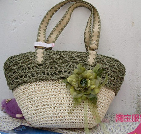 (Ảnh: Xinhxinh) Xem thêm: Những chiếc túi "đụng hàng" xuyên lục địa của Sao Việt (Ảnh: Xinhxinh) Xem thêm: Những chiếc túi "đụng hàng" xuyên lục địa của Sao Việt