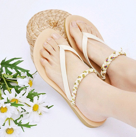 (Ảnh: HB) Xem thêm: Những đôi giày kỳ quái và xấu xí nhất thế giới (Ảnh: HB) Xem thêm: Những đôi giày kỳ quái và xấu xí nhất thế giới