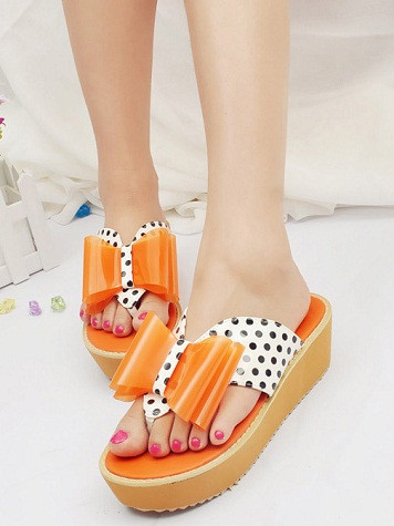 (Ảnh: HB) Xem thêm: Những đôi giày kỳ quái và xấu xí nhất thế giới (Ảnh: HB) Xem thêm: Những đôi giày kỳ quái và xấu xí nhất thế giới