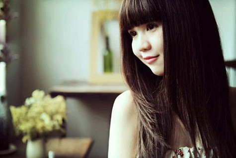 Ngọc Trinh xinh đẹp và trẻ trung với mái ngố. (Ảnh: 2sao) Ngọc Trinh xinh đẹp và trẻ trung với mái ngố. (Ảnh: 2sao)