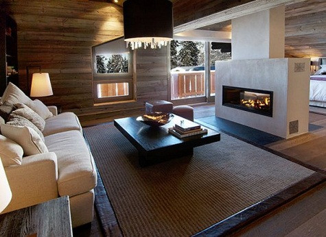 10. Lodge, Verbier Giá: 94.000 £/tuần Tòa nhà sang trọng này cung cấp đủ chỗ ngủ cho 18 người và một bồn tắm nóng đủ rộng cho 12 người. Ngoài ra nó còn có sàn nhảy bóng, rạp chiếu phim và phòng choi game… 10. Lodge, Verbier Giá: 94.000 £/tuần Tòa nhà sang trọng này cung cấp đủ chỗ ngủ cho 18 người và một bồn tắm nóng đủ rộng cho 12 người. Ngoài ra nó còn có sàn nhảy bóng, rạp chiếu phim và phòng choi game…