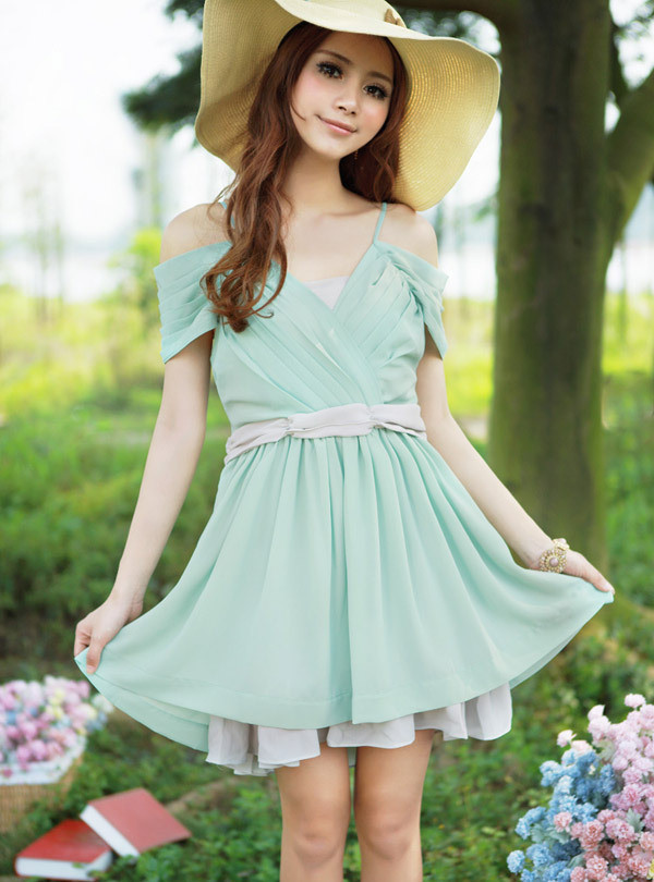 (Ảnh: HB) Xem thêm: Phương Trinh diện váy xẻ cao, làm 'lu mờ' Midu (Ảnh: HB) Xem thêm: Phương Trinh diện váy xẻ cao, làm 'lu mờ' Midu