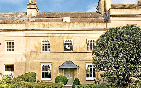 Nhà thuộc thị trấn Georgia Giá: 1,45 triệu £ Ngôi nhà này thuộc thị trấn Georgia gồm có 3 phòng ngủ, một hầm rượu và cầu thang đá. Khu vườn có tường bao quanh với cảnh quan tuyệt đẹp. Nhà thuộc thị trấn Georgia Giá: 1,45 triệu £ Ngôi nhà này thuộc thị trấn Georgia gồm có 3 phòng ngủ, một hầm rượu và cầu thang đá. Khu vườn có tường bao quanh với cảnh quan tuyệt đẹp.