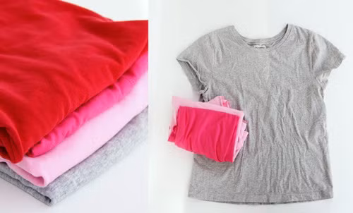 Bạn cần những nguyên vật liệu như sau: Chiếc áo phông rộng Vải vụn nhiều màu Kéo Máy khâu.