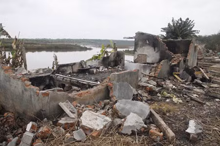 Căn nhà ông Vươn bị phá trong vụ cưỡng chế.