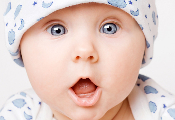 Trò chơi giúp bé thông minh Trò chơi giúp bé thông minh