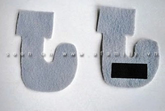 Cắt 2 miếng lưỡi câu theo mẫu 3. Cắt một đoạn gai dán dính rồi may vào phần dưới của một miếng lưỡi câu Cắt 2 miếng lưỡi câu theo mẫu 3. Cắt một đoạn gai dán dính rồi may vào phần dưới của một miếng lưỡi câu