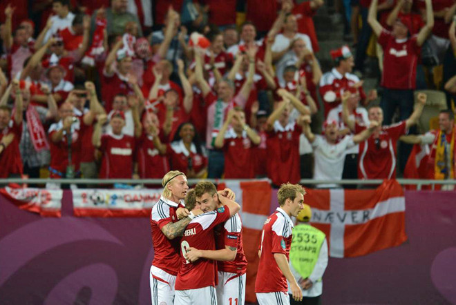 Những "Chú lính chì dũng cảm" có bàn thắng gỡ hòa.