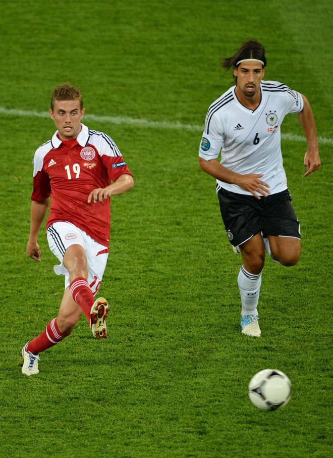 Đức-Đan Mạch cũng là một trận đấu kịch tính.