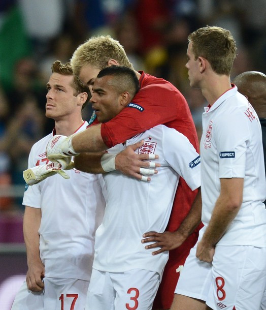 Cầu mong trên chấm 11m. Cầu mong trên chấm 11m.