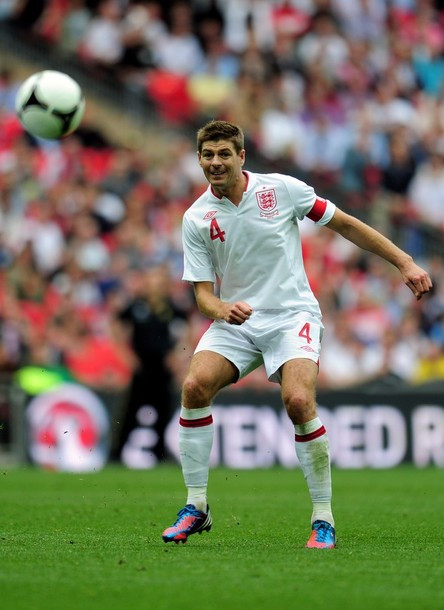 Gerrard xứng đáng là đầu tàu của "Tam sư".