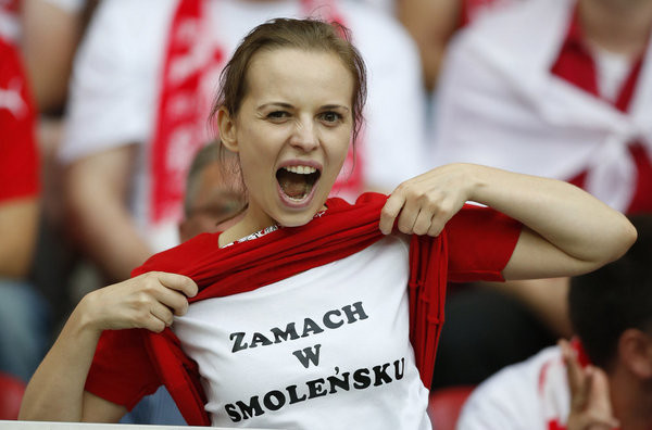 Một bóng hồng khác.