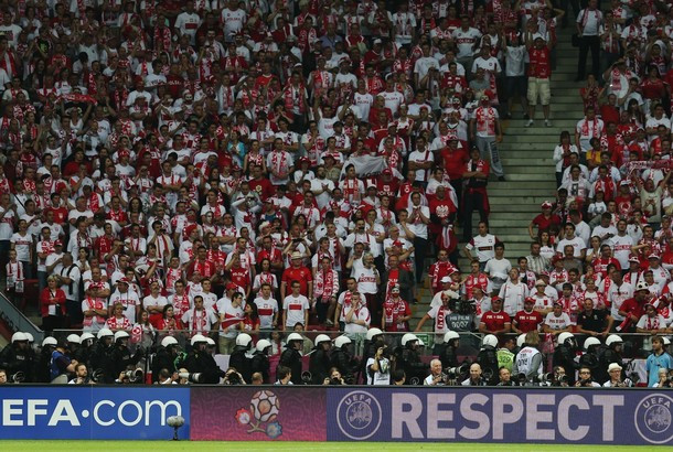 Nếu cảnh sát lơ là, bạo lực có thể xảy ra vào bất cứ lúc nào.