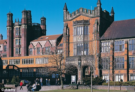Học bổng 50% cho khóa Thạc sĩ tại ĐH Newcastle- Anh quốc ảnh 1 Học bổng 50% cho khóa Thạc sĩ tại ĐH Newcastle- Anh quốc ảnh 1