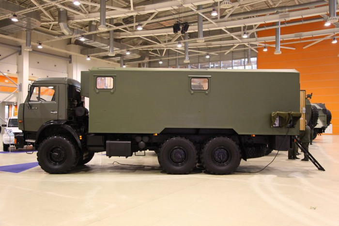 Xe chỉ huy KAMAZ-43118 tại triển lãm Interpolitex 2012. Xe chỉ huy KAMAZ-43118 tại triển lãm Interpolitex 2012.