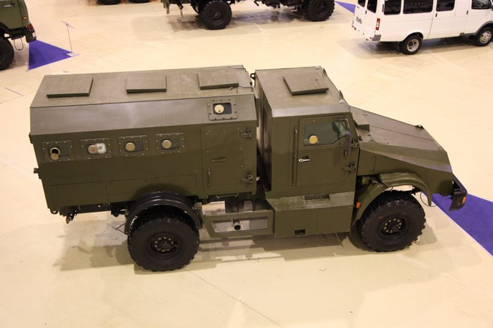 Xe bọc thép chống cháy nổ Gorets-K MRAP cho lực lượng đặc biệt tại triển lãm Interpolitex 2012. Xe bọc thép chống cháy nổ Gorets-K MRAP cho lực lượng đặc biệt tại triển lãm Interpolitex 2012.
