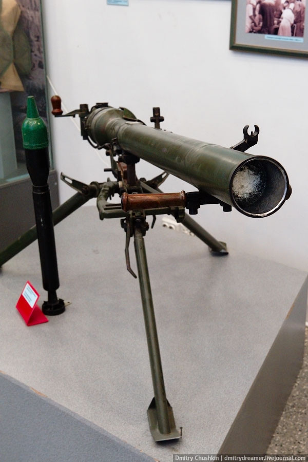 Súng phóng lựu SPG-9. Súng phóng lựu SPG-9.