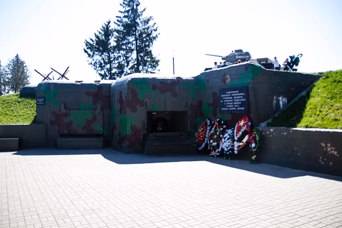 Các lô cốt kiên cố