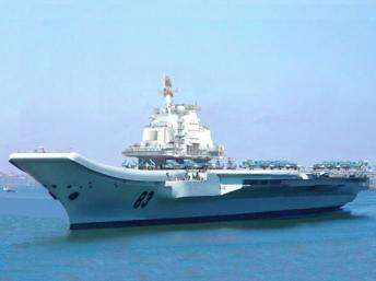 Tàu sân bay Trung Quốc tại cảng Đại Liên sau chuyến đi thử đầu tiên. Tàu sân bay Trung Quốc tại cảng Đại Liên sau chuyến đi thử đầu tiên.