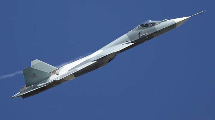 Ấn Độ hy vọng rằng năm 2030 sẽ nhận được 214 máy bay chiến đấu thế hệ năm FGFA. Theo dự kiến, tổng chi phí của chương trình phát triển biến thể FGFA dành cho Ấn Độ dựa trên máy bay chiến đấu Sukhoi T-50 PAK FA của Nga có thể sẽ lên tới 30 tỷ đồng đôla.