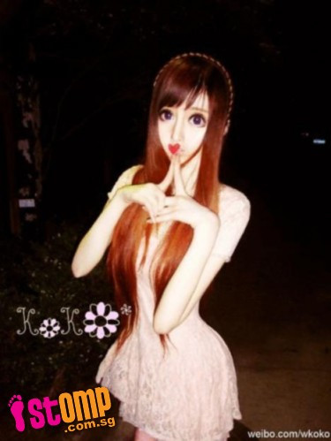 Nếu khuôn mặt cân đối hơn một chút thì cô bạn sẽ trông rất giống búp bê. Nếu khuôn mặt cân đối hơn một chút thì cô bạn sẽ trông rất giống búp bê.