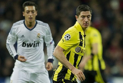 Trong lúc Real Madrid mải miết tấn công, Lewandowski sẽ chờ đợi... Trong lúc Real Madrid mải miết tấn công, Lewandowski sẽ chờ đợi...